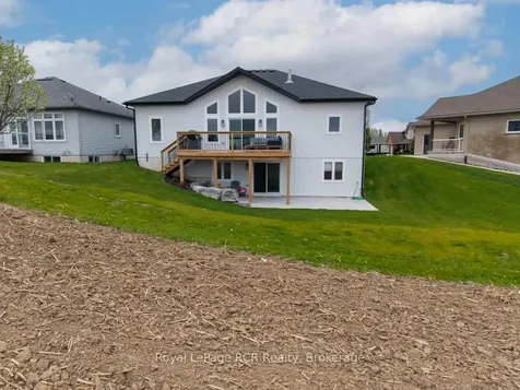 13 Jonathan Crescent South Bruce ON N0G 2J0