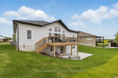 13 Jonathan Crescent South Bruce ON N0G 2J0