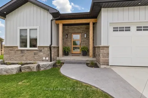 13 Jonathan Crescent South Bruce ON N0G 2J0