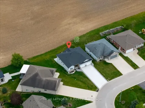 13 Jonathan Crescent South Bruce ON N0G 2J0