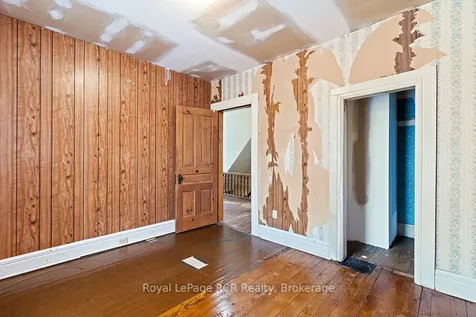 112 Toronto Road N Grey Highlands ON N0C 1H0