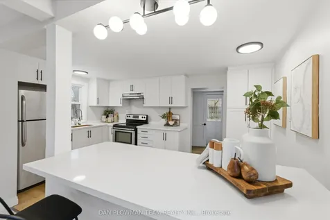 2 Wickett Street Belleville ON K8P 3W6