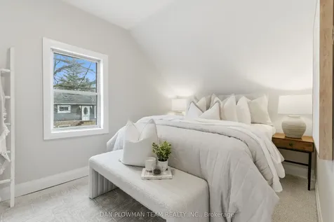 2 Wickett Street Belleville ON K8P 3W6