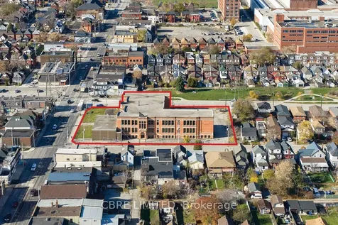 601 Barton Street E Hamilton ON L8L 2Z8