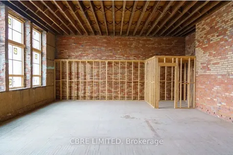 601 Barton Street E Hamilton ON L8L 2Z8