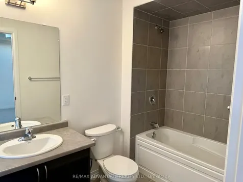 18 Whitton Drive Brant ON N3L 0L1