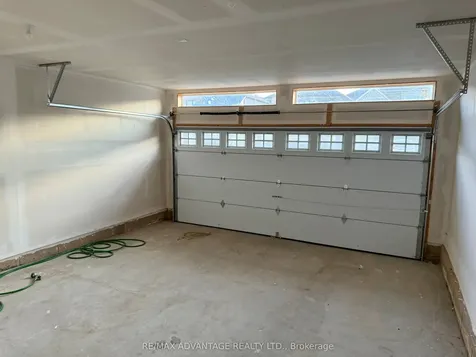 18 Whitton Drive Brant ON N3L 0L1