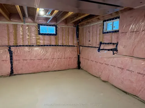 18 Whitton Drive Brant ON N3L 0L1