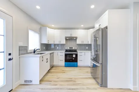 242 East 28th Street Hamilton ON L8V 3J1