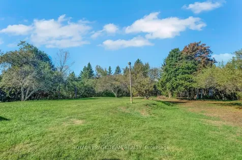 491 Lake Avenue E Beckwith ON K7C 3S7