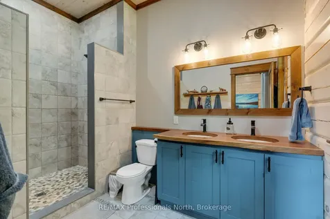 203 Bonnell Road Bracebridge ON P1L 0M1