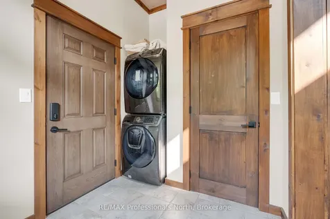 203 Bonnell Road Bracebridge ON P1L 0M1