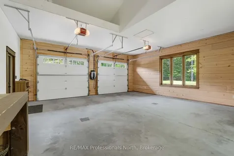 203 Bonnell Road Bracebridge ON P1L 0M1