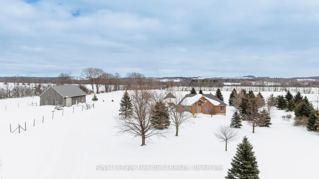 81572 Lucknow Line Ashfield-colborne-wawanosh ON N7A 3Y1