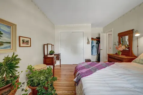 15 Southwood Crescent Belleville ON K8N 1X4