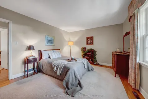 15 Southwood Crescent Belleville ON K8N 1X4