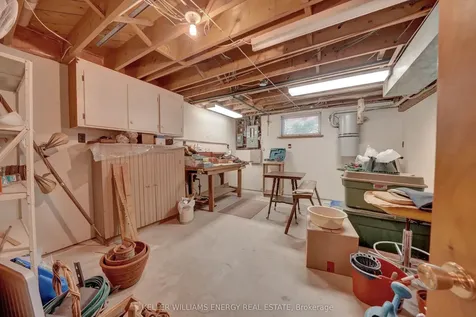 15 Southwood Crescent Belleville ON K8N 1X4