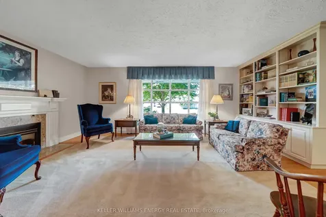 15 Southwood Crescent Belleville ON K8N 1X4