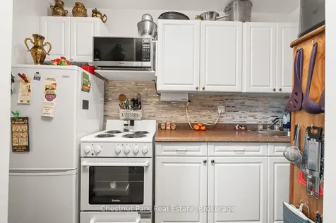 84 Hiram Street Bracebridge ON P1L 1S6