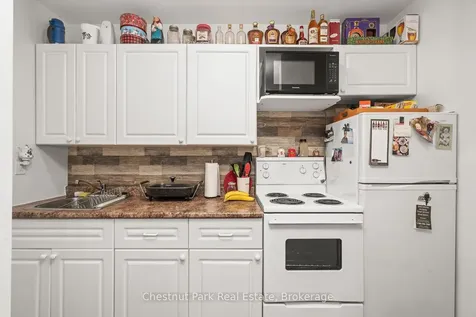 84 Hiram Street Bracebridge ON P1L 1S6