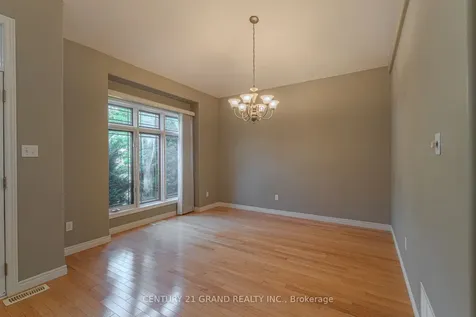 26 Macdonald Crescent Brantford ON N3R 8B2