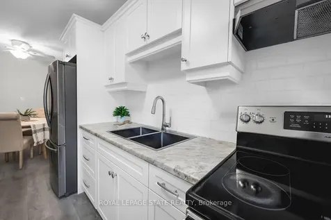 9 Grant Boulevard Hamilton ON L9H 4L5