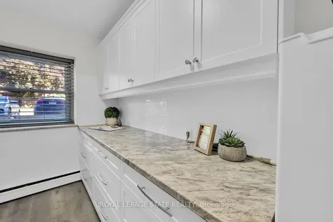 9 Grant Boulevard Hamilton ON L9H 4L5