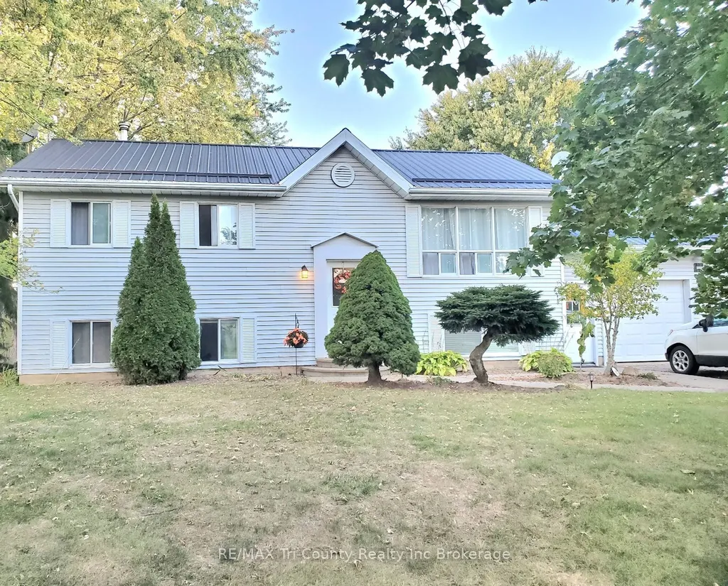 5 Rosemarie Boulevard Norfolk ON N4B 2W4