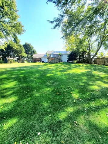 5 Rosemarie Boulevard Norfolk ON N4B 2W4