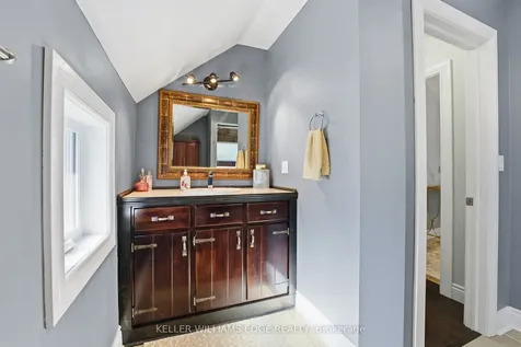 28 Mount Pleasant Street Brantford ON N3T 1S6