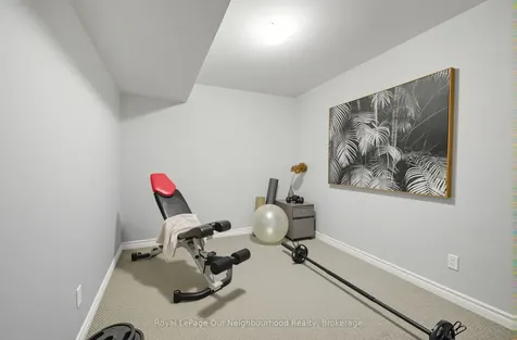 6 Mavis Way Belleville ON K8P 0G2