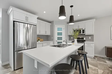 6 Mavis Way Belleville ON K8P 0G2