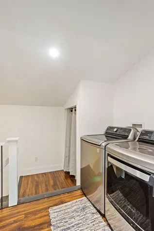 3199 Mount Carmel Drive North Middlesex ON N0M 1N0