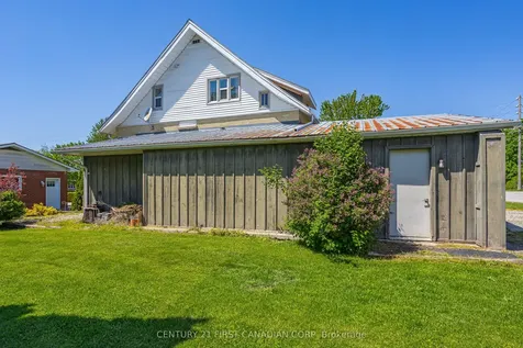 3199 Mount Carmel Drive North Middlesex ON N0M 1N0