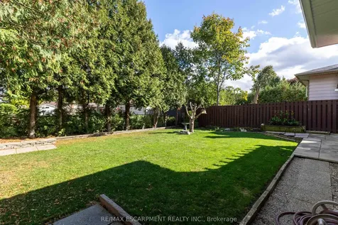 4 Adelaide Avenue Brantford ON N3S 7H3