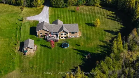 62 Bochert Road Bonnechere Valley ON K0J 1T0