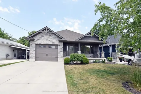 269 Sydenham Street E Aylmer ON N5H 1M3