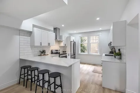 15 Hawarden Avenue Brantford ON N3T 4H2