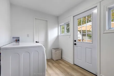 15 Hawarden Avenue Brantford ON N3T 4H2