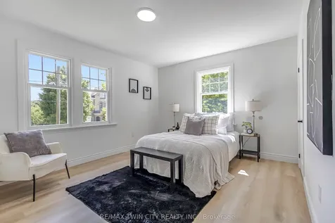 15 Hawarden Avenue Brantford ON N3T 4H2