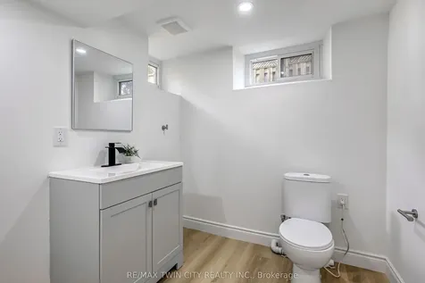 15 Hawarden Avenue Brantford ON N3T 4H2