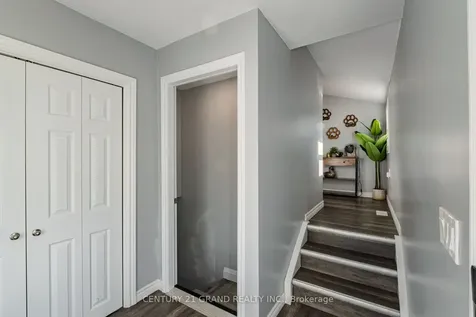 233 Oakland Road Brant ON N0E 1R0