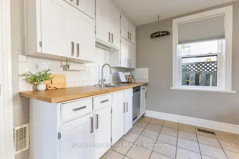 66 Hugh Street S Arnprior ON K7S 2V6