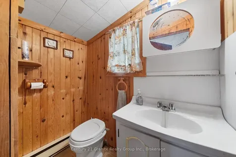 17058 Highway 35 N/a Algonquin Highlands ON K0M 1S0