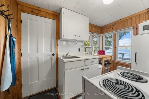 17058 Highway 35 N/a Algonquin Highlands ON K0M 1S0