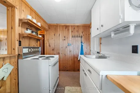 17058 Highway 35 N/a Algonquin Highlands ON K0M 1S0