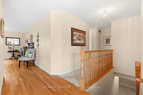 42 Spruce Gardens Belleville ON K8N 5Y6