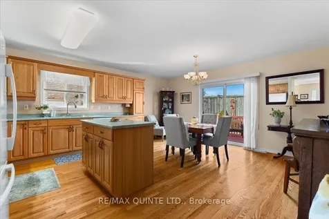 42 Spruce Gardens Belleville ON K8N 5Y6