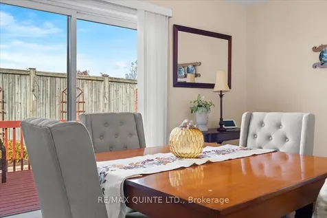 42 Spruce Gardens Belleville ON K8N 5Y6