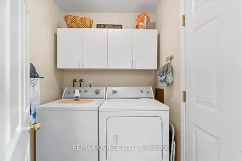 42 Spruce Gardens Belleville ON K8N 5Y6